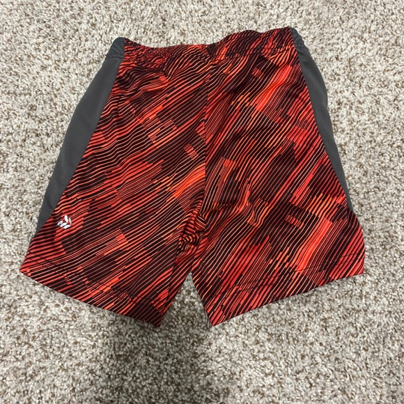 Boys Active Shorts- All In Motion - Picture 2 of 3